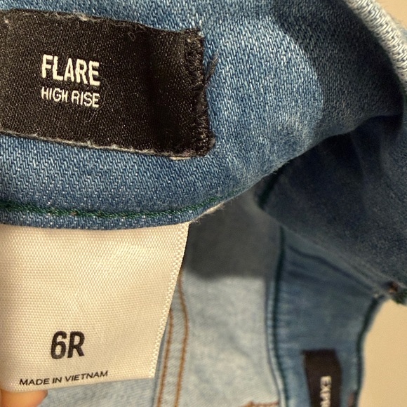 Express Light Blue Distressed Flare Jeans. Size 6R - Picture 7 of 7